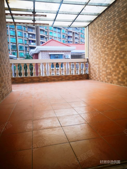 银湖花园(别墅)二手房,698万,5室2厅,4卫,189平米-东莞安居客