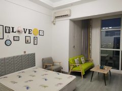 乌海乌达新城区北岸雅墅公寓,拎包入住,年租12000,月租1300大包。出租房源真实图片
