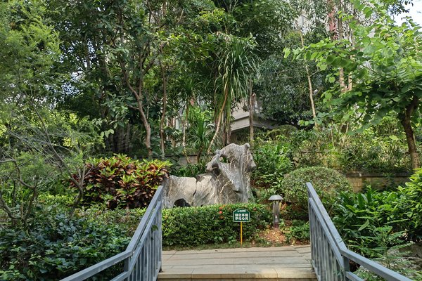 京海成鹿港溪山