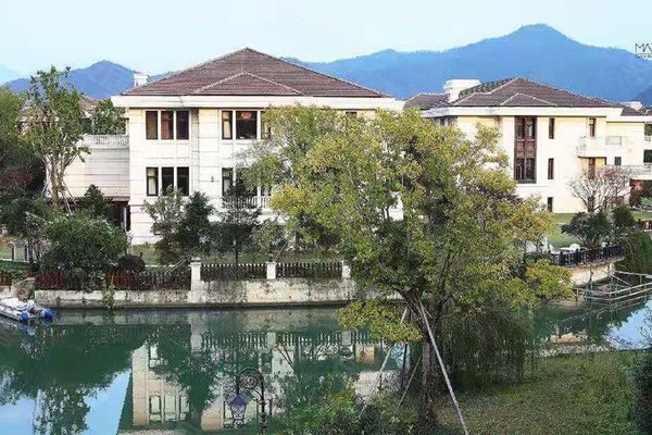钱湖比华利(别墅)周边房产中介纪人评价-宁波安居客