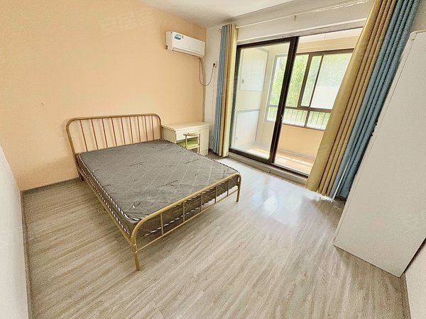 徐州金山桥开发区高铁站保利合景珑湾三期(1-14号)自己房子 万象府 押一付一 精装修 金龙湖 软件园 华道维音出租房源真实图片