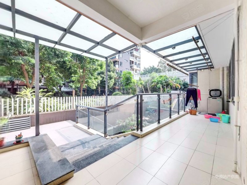 绿景大公馆 小高层复式洋房 1梯2户 带100平私加小院