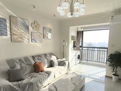 信阳浉河南虹广场南虹广场旁 春华小学 五高 精装2房 家电齐全 自住标准出租房源真实图片