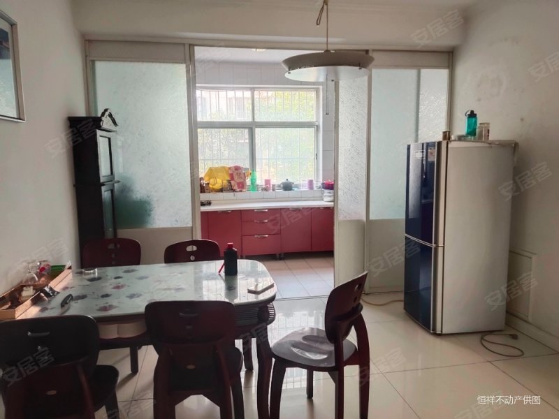 美林花园多层一楼!带南向车库!