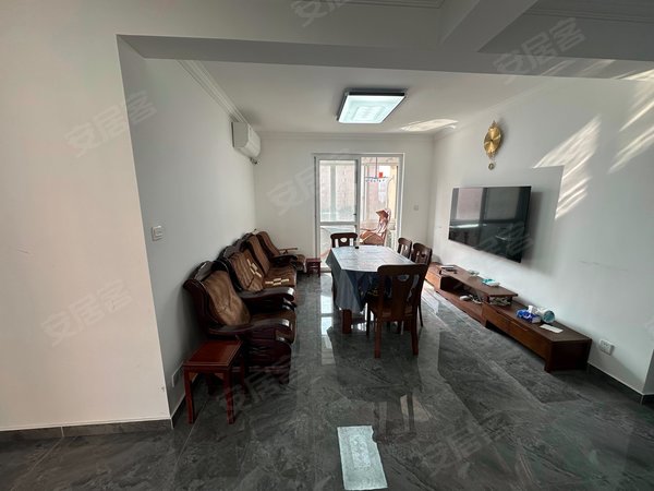 【多图】海尚东苑,曹路租房,无中介费!官方核验 办居住证车位!