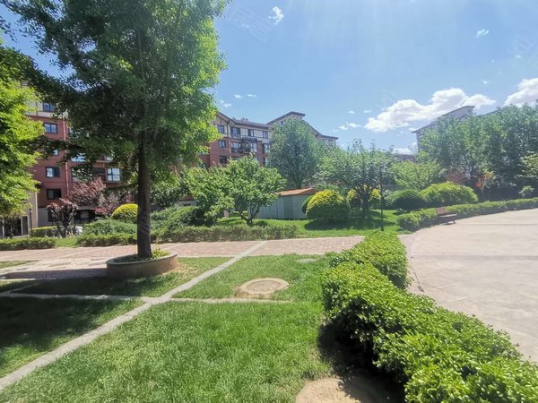 北京丰台长辛店珠江御景全齐出租 珠江御景 3室2厅2卫 电梯房 南北