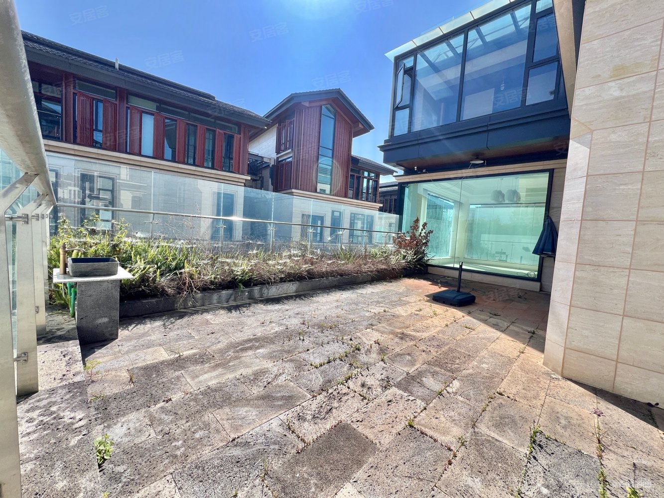 业主亏本急出精装修低于市场价独栋别墅滇池头牌一套山海湾