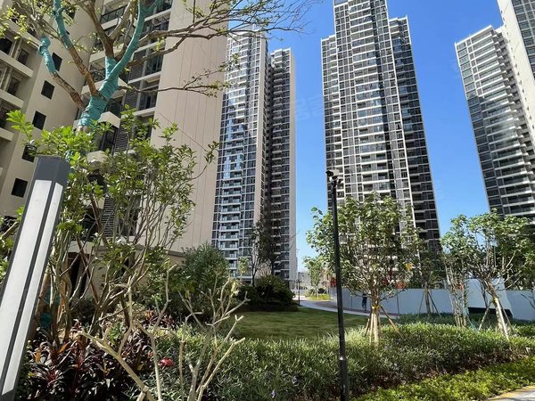 广州番禺石楼智联汽车小镇智联花园 3室2厅 手次放租 jsd齐全 望花园