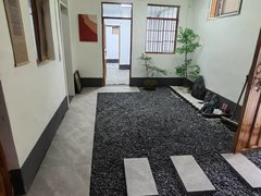 临沂兰山人民广场泰盛广场附近,网红小院,泰盛附近 小瓦房简中 休闲风格出租房源真实图片
