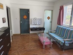 乳山银滩长江路只年租，供暖小区，有空调和燃气，独立厨卫，一室精装好房出租房源真实图片