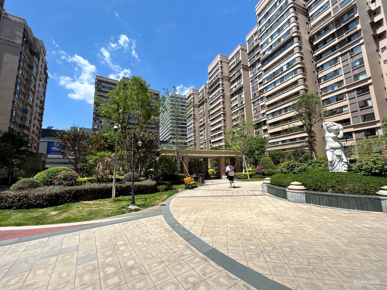 乐荟城3室2厅1卫99㎡东118万