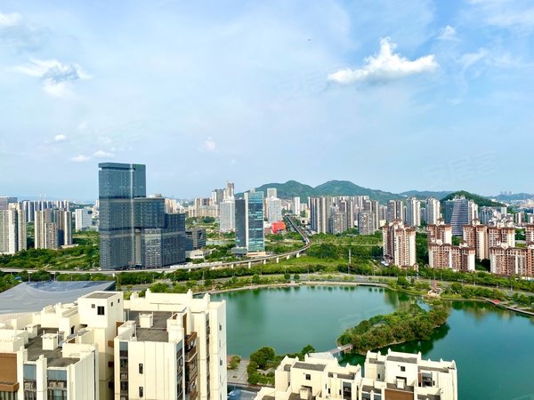 广州南沙黄阁合景方圆叠翠峰叠翠峰 精装三房 配置齐全 随时入住 临近