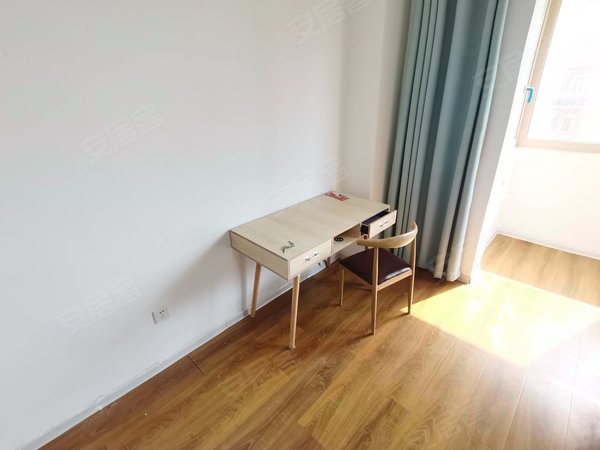 特价必需可月付燕山立交千佛山医院燕子山中润世纪