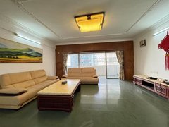 江门蓬江五邑中医院电梯入户农林小区，南北通透，电梯大三房两卫户型，出租房源真实图片
