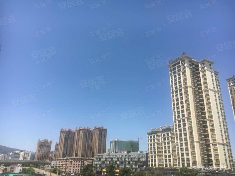 金泰国际二期凯佩2室2厅1卫86㎡西南88万