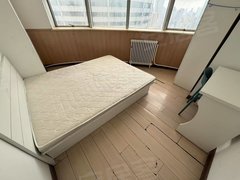 大连中山友好广场鸿霖大厦楼下友好广场地铁口近中山广场大连站柏威包网随住随走出租房源真实图片