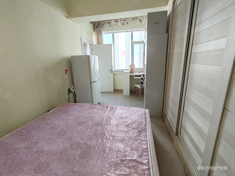 紫恒国际公寓1室1厅1卫62.84㎡东78万
