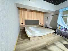 省人民医院精装LOFT一室一厅，近西湖文化广场杭州大厦