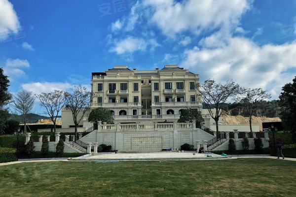 金地香山湖(别墅)