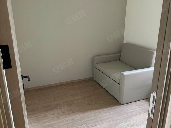 【多图】华发悦谷,金鼎租房,礼和中学旁 精装横厅三房 干净整洁 南北