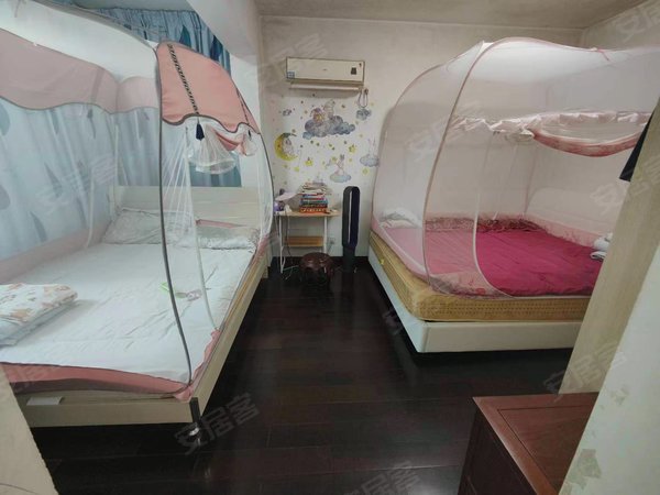 深圳罗湖蔡屋围威登别墅真实在租实用三房卫适合住家选择近红岭中学