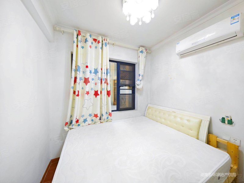 红星嘉和苑,自住精装修小三房,家电齐全,带租约