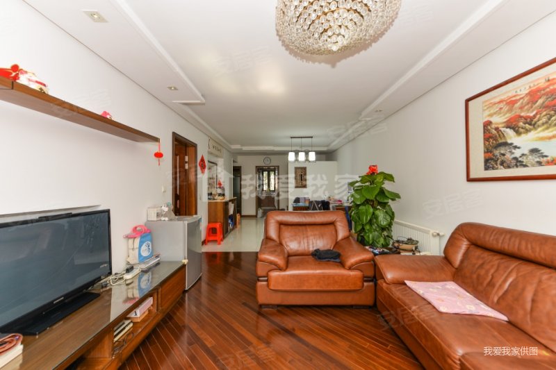 黎金苑3室2厅1卫135㎡南940万