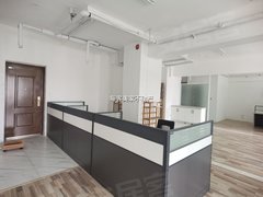 济南市中鲁能领秀城两间已打通，面积106平，培训工作室办公均可出租房源真实图片