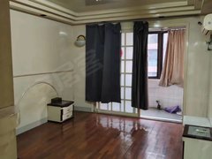 清潭六村3楼，1300一个月，长租有优惠，清爽装修