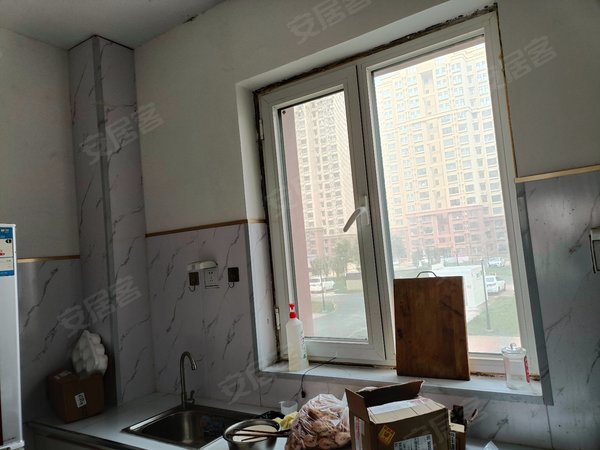 天津塘沽北塘街欣丰苑欣嘉园 欣丰苑 通透两室 近公交车站出租房源