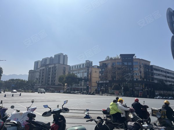 【多图】金峰苑,南岸东区租房,南岸一二医院 重庆儿医 沃尔玛 整租独