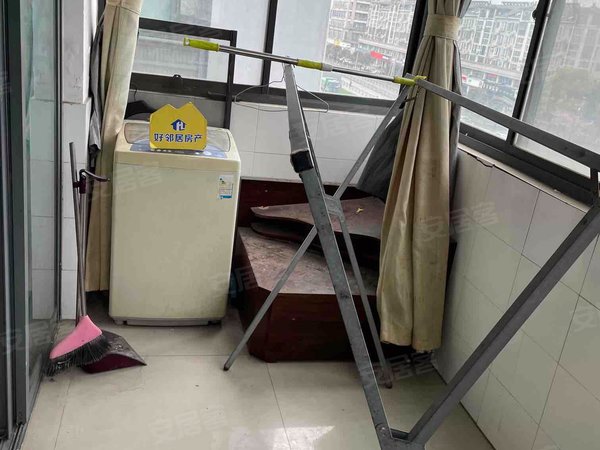 无锡新吴梅村嘉禾广场嘉禾广场 3室2厅1卫 南北通透 101平 配套齐全