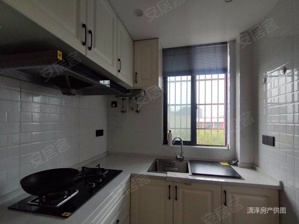 招宝山商圈茗园二区精装两室保养好拎包即住南北通透业主诚心卖