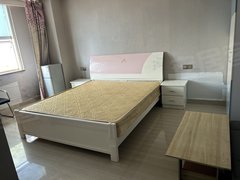 鹰潭贵溪贵溪城区广场中心 天虹对面 配套齐全 拎包入住 出行方便 干净出租房源真实图片