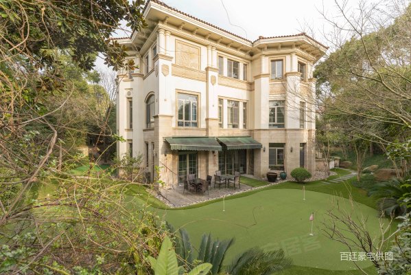 宾馆旁丨坐享三亩之地丨位置佳丨 致电葛静详询,合生东郊别墅(一期)