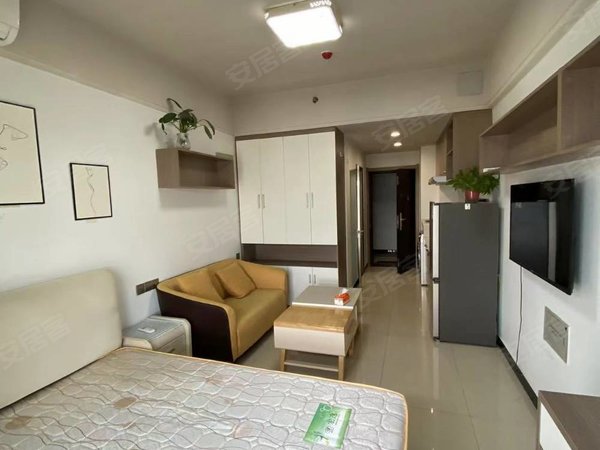 临沂兰山临沂九中金泰华府(南区商住楼)金泰华府 精装一室一厅一卫