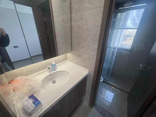 徐州鼓楼彭城广场天辰雅苑实拍房源找我金鹰金地苏宁天阙云熙府凯旋门天辰精装4室2卫出租房源真实图片