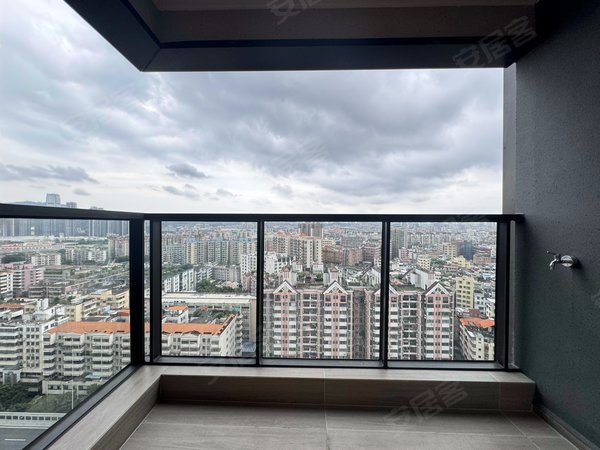 广州白云新市保利阅云台新楼盘 保利阅云台 现代轻奢风 全新配置 全新