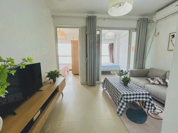 深圳宝安新安白金酒店公寓精装修装修,实拍室内图,2室1厅,极力推荐