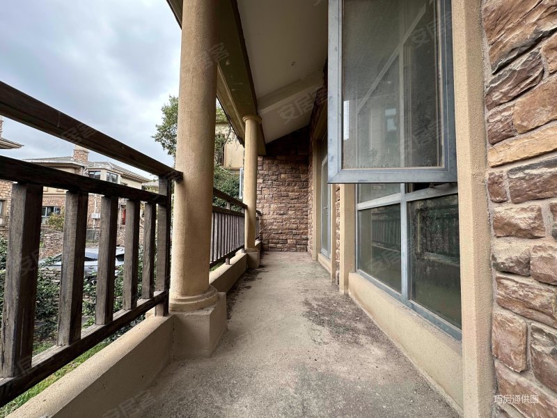 满二 南北通透 商品住宅 楼龄新 动静分离,保利半山国际比弗利(别墅)