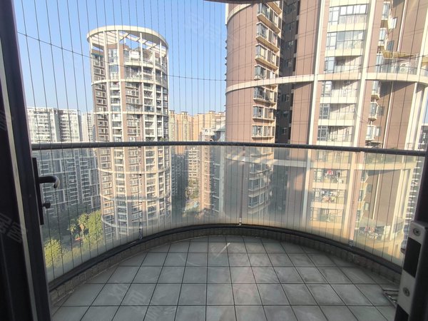 南宁西乡塘相思湖新区骋望骊都(南区)骋望骊都(南区) 3室2厅2卫  电梯