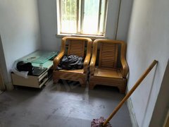 淄博临淄临淄火车站卧室都有空调房费可以月付2楼临园2室出租房源真实图片
