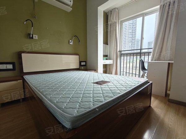 【多图】宗申青年国际,花溪租房,花溪轻轨站旁 精装两房 出行便捷