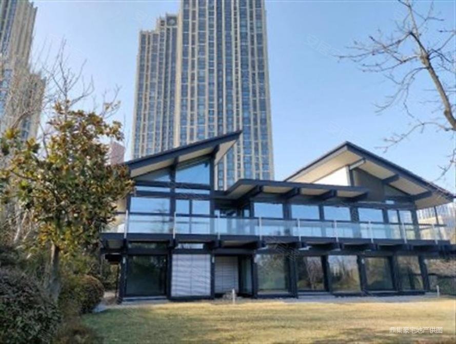 海信贺府,千平大院 地上2层,地下一层带泳池3车库,崂山海信天玺(别墅)