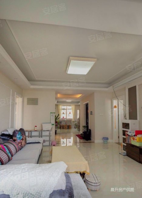 清都颐园汇源路3室2厅2卫15535平方米