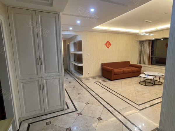 海宁长安镇农发区御景苑新年好房长安修川公园旁大平层三房二卫电梯房精装领包入住出租房源真实图片