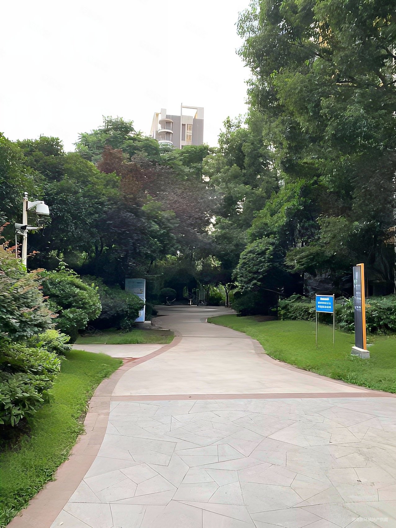 瑞盛云栖谷3室2厅2卫135.81㎡南北106万