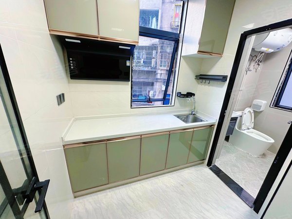 广州白云同和同和同园中路自建房同和金铂广场 居家两房一厅 带电梯 民水民电 合租好户型出租房源真实图片