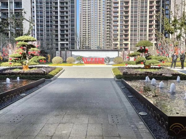 绍兴柯桥杨汛桥水韵蓝湾水韵蓝湾 两室一厅  江景房 家具齐全 1400