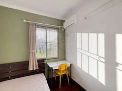 深圳南山后海蓝月湾畔！限时立减200！实图实价~0中介~民水电！近海月站出租房源真实图片